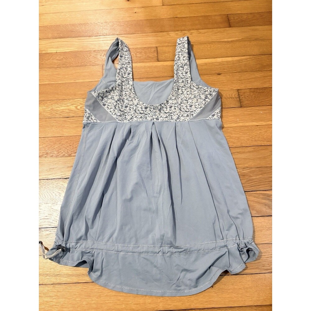 Lululemon Size 8 Elevate Tank Top Gray Floral - Picture 3 of 6